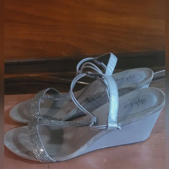 Style & Co Wedge Sandals - Picture 3 of 9